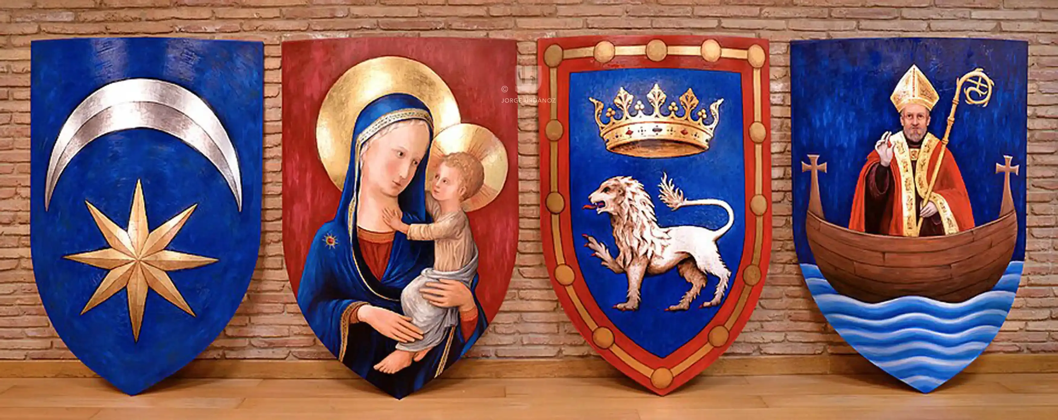 Escudos antiguos burgos de Pamplona